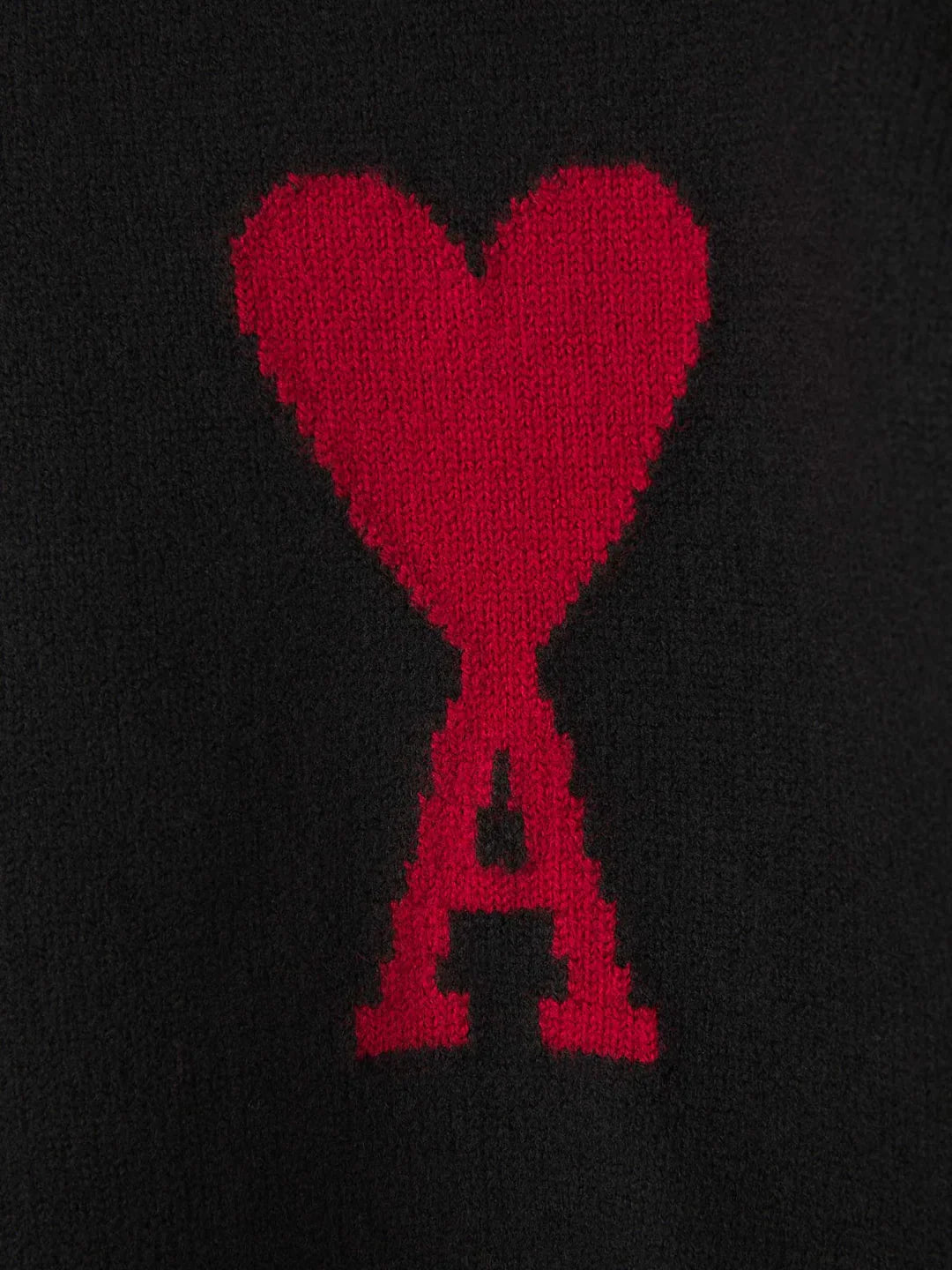 AMI | HEART SWEATER